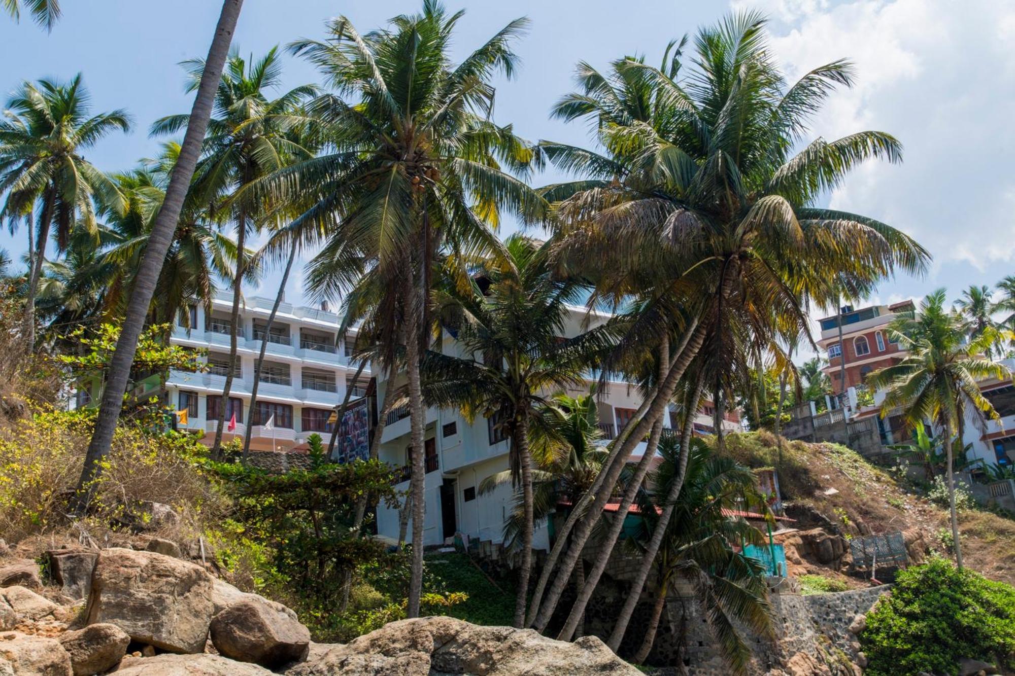 Surya Beach Resort Kovalam Zewnętrze zdjęcie